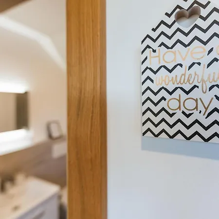 Lägenhet Maple & Pine