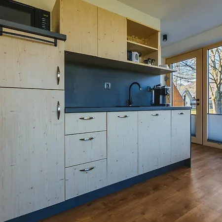 Maple & Pine 布莱德