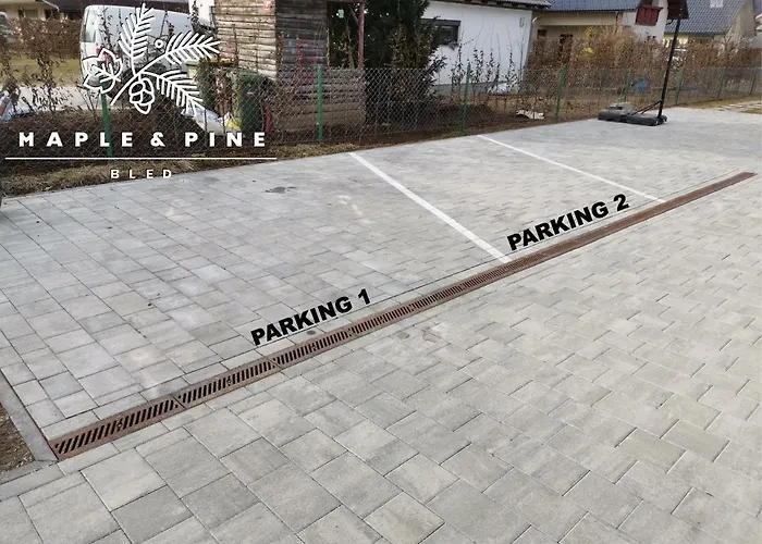 Maple & Pine 公寓 布莱德